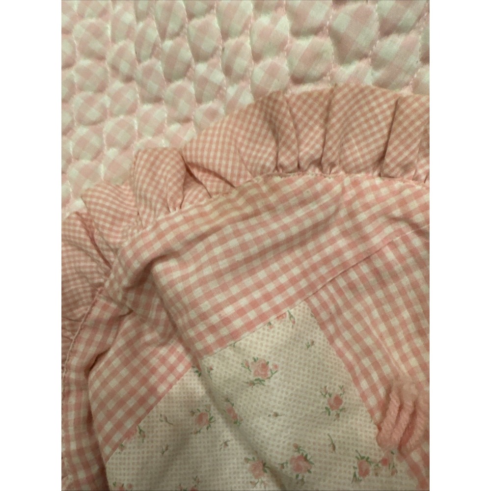 Vintage Pink Childs Nursery Rhyme quilt - Picture 5 of 8